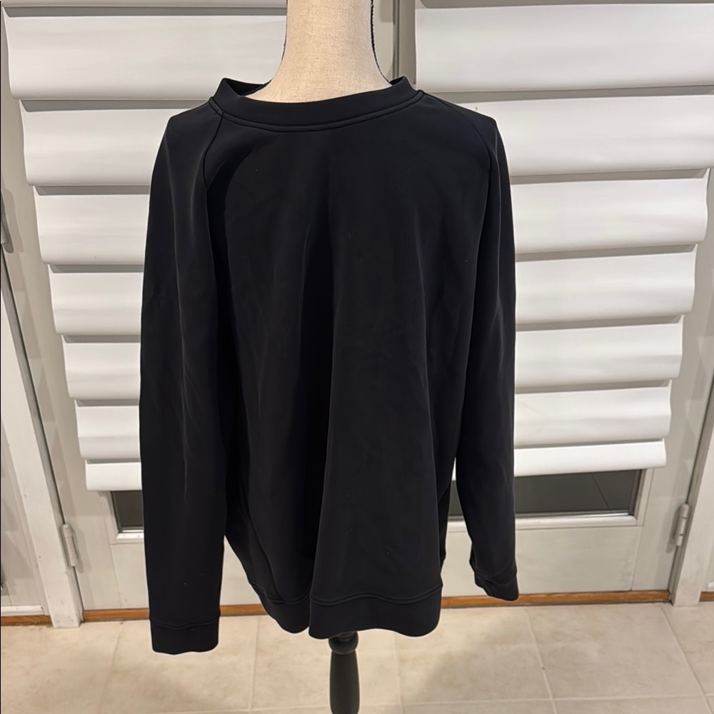 Black Long Sleeve lululemon crewneck